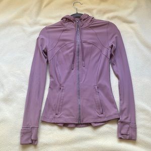 Lululemon Hooded Define Jacket Mesh Vent
Nulu in purple ash!
